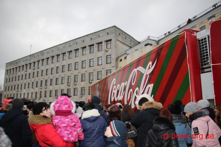 До Житомира приїздила легендарна Різдвяна вантажівка Coca-Cola