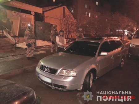 У Бердичеві поліція затримала групу вимагачів