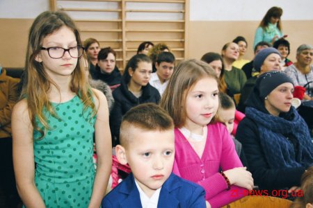 Секретар міської ради Наталія Чиж відвідала школи та привітала дітей з Новим роком