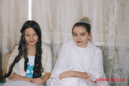 Секретар міської ради Наталія Чиж відвідала школи та привітала дітей з Новим роком