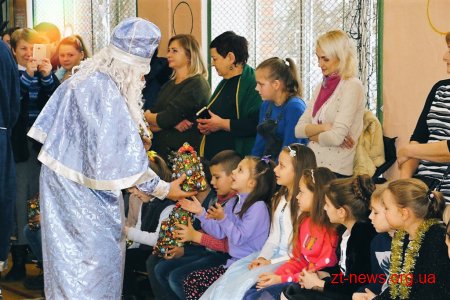 Секретар міської ради Наталія Чиж відвідала школи та привітала дітей з Новим роком