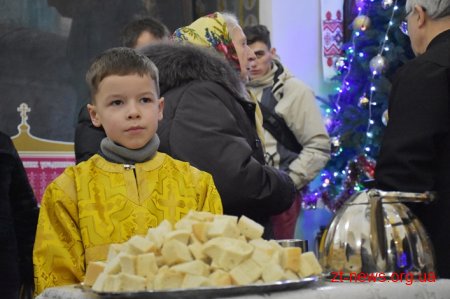 У Свято-Михайлівському кафедральному соборі пройшла святкова служба з нагоди Різдва Христового
