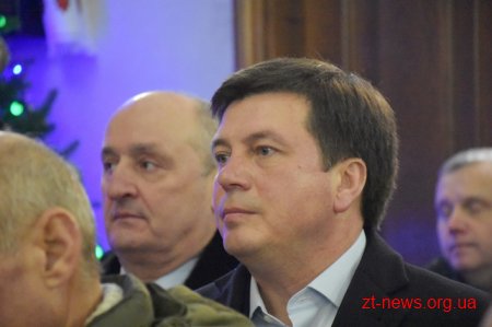 У Свято-Михайлівському кафедральному соборі пройшла святкова служба з нагоди Різдва Христового