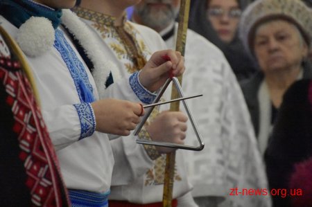 У Свято-Михайлівському кафедральному соборі пройшла святкова служба з нагоди Різдва Христового