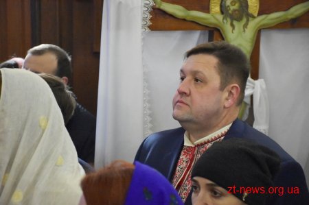 У Свято-Михайлівському кафедральному соборі пройшла святкова служба з нагоди Різдва Христового