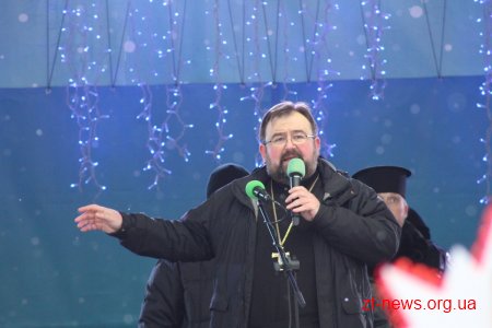 Житомиряни пройшли святковою ходою від Замкової гори до майдану імені Корольова