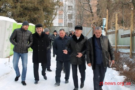 Реконструкція онкологічного диспансеру у Житомирі триває