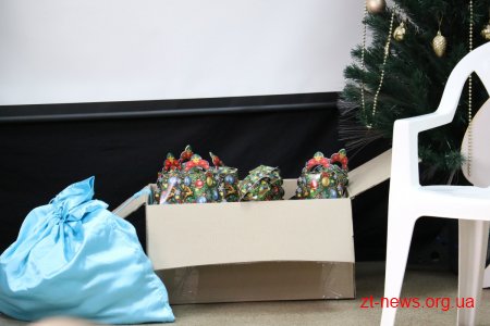 Солодкі подарунки до новорічних свят отримали вихованці Благодійного фонду «Місія в Україну»