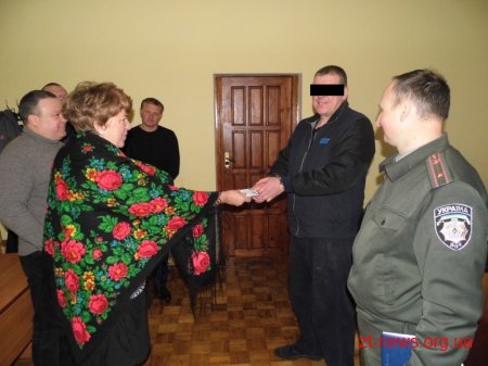Одразу двом засудженим Житомирської УВП (№8) вручили паспорт громадянина України