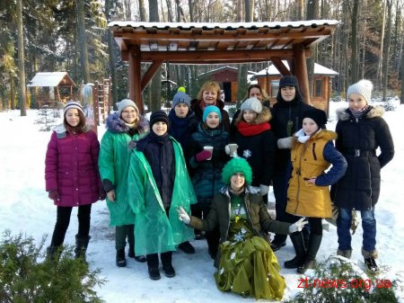 Учням музичної школи №4 Житомира провели екскурсію по ялинковій фермі
