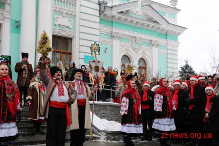 У Житомирі відбувся перший фольклорний фестиваль «Маланка-фест»