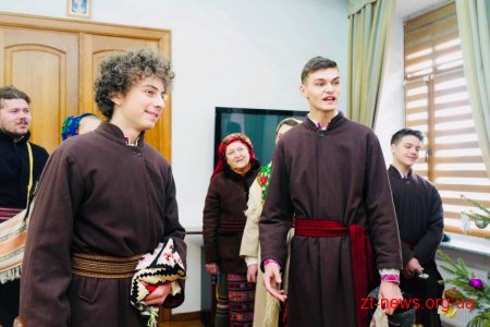 В обласній раді лунали щедрівки та посівали