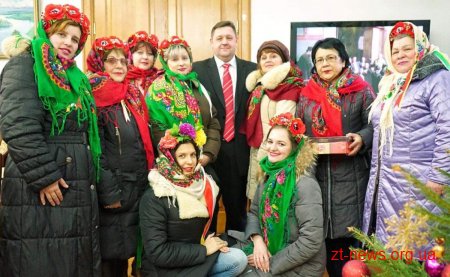 В обласній раді лунали щедрівки та посівали