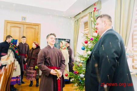 В обласній раді лунали щедрівки та посівали