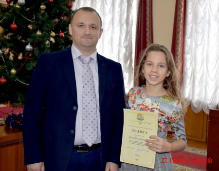 Понад 100 талановитих дітей Житомирщини відчули себе депутатами й отримали подарунки від Ігоря Гундича