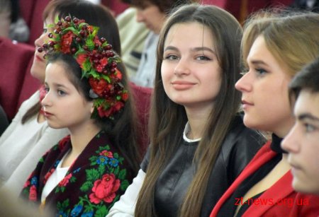 Понад 100 талановитих дітей Житомирщини відчули себе депутатами й отримали подарунки від Ігоря Гундича