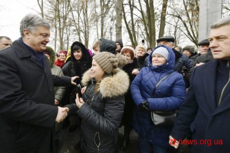 Близько 5 тисяч жителів області прийшли на представлення Томосу у Житомирі