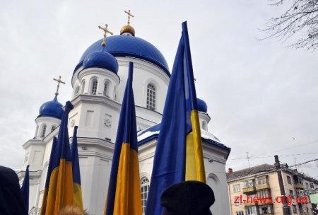 Близько 5 тисяч жителів області прийшли на представлення Томосу у Житомирі