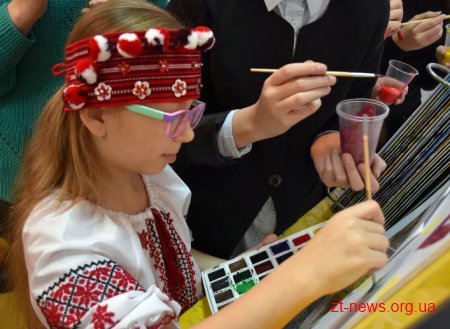 Житомирщина долучилась до створення патріотичної книги «Соборність України очима дітей»