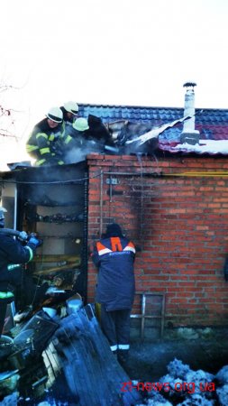 У Житомирі горів приватний будинок на двох господарів