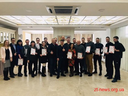 Учасники Школи малого і середнього підприємництва отримали сертифікати про успішне завершення курсу