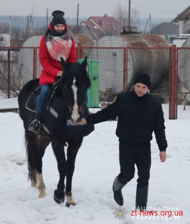 Вартові правопорядку Житомирщини познайомились з діяльністю кінної кавалерії поліції