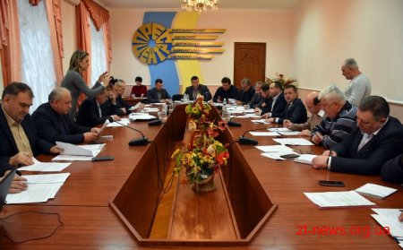 Депутати погодили питання щодо переукладання контрактів із керівниками комунальних установ області