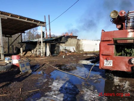 На Житомирщині вогнеборці ліквідували пожежу на підприємстві
