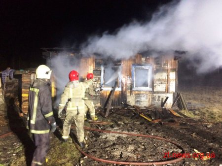 На Коростенщині через несправне пічне опалення загорівся дах будинку