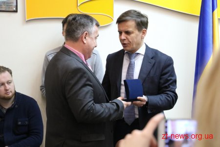 Волонтера Ярослава Бугайчука нагородили відзнакою «За заслуги перед містом» ІІ ступеня