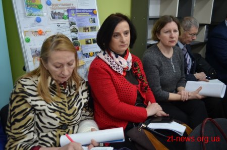 Якість освіти в школах Житомира можна буде оцінити за допомогою QR-кодів в навчальних закладах
