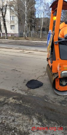 У Житомирі розпочали ремонт аварійних ділянок доріг
