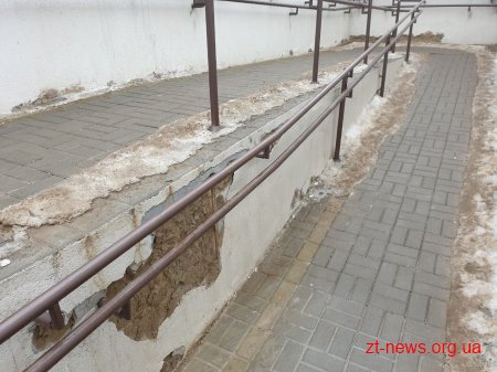 Реконструкцію пішохідного переходу на проспекті Миру у Житомирі закінчать у травні