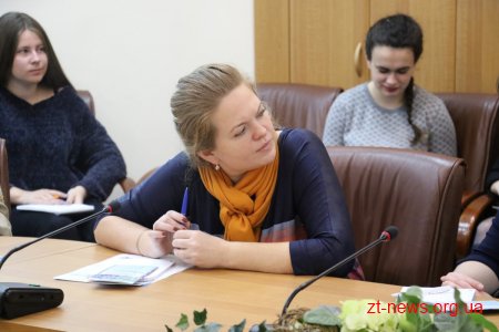 У Житомирі презентували Програму ЄС Еразмус+, яка підтримує проекти у сфері освіти, молоді і спорту