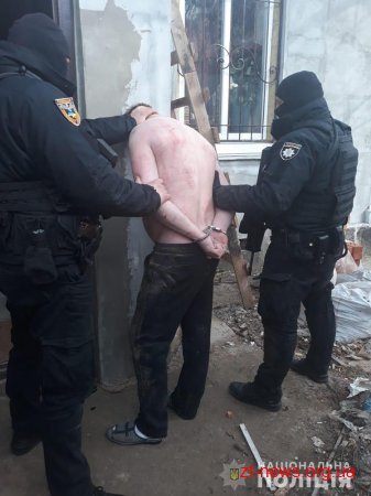 У Житомирі поліцейські затримали групу наркозбувачів