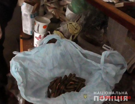 За добу поліцейські вилучили боєприпаси у двох жителів Житомирщини