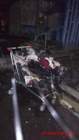 В захаращеній непотребом квартирі у Житомирі сталася пожежа