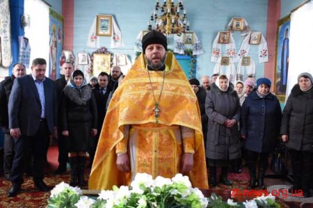 У Стрітення Господнє Ігор Гундич відвідав громади Хорошівського району, які перейшли до ПЦУ