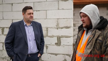 Ігор Гундич на вихідних перевірив хід робіт на об’єктах, які реконструюють у Житомирі