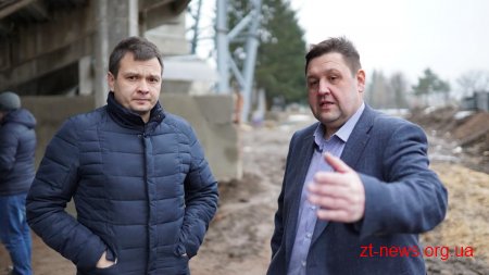Ігор Гундич на вихідних перевірив хід робіт на об’єктах, які реконструюють у Житомирі
