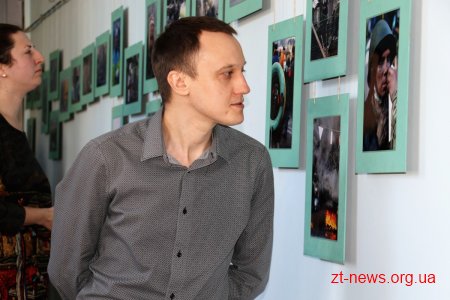 У Житомирі до Дня Героїв Небесної Сотні відкрили фотовиставку