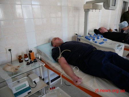 Депутати обласної ради долучились до акції добровільного донорства "Кров дарує небайдужий"