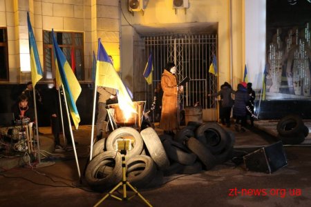 Сотні житомирян на майдані Корольова вшанували пам’ять Героїв Небесної Сотні