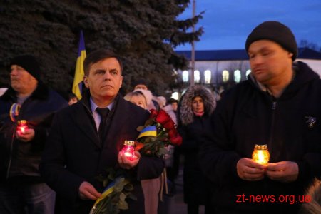 Сотні житомирян на майдані Корольова вшанували пам’ять Героїв Небесної Сотні