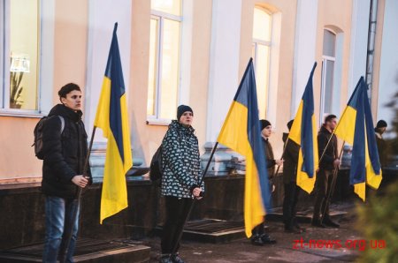 Сотні житомирян на майдані Корольова вшанували пам’ять Героїв Небесної Сотні