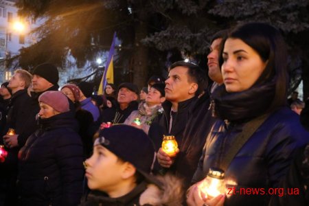 Сотні житомирян на майдані Корольова вшанували пам’ять Героїв Небесної Сотні