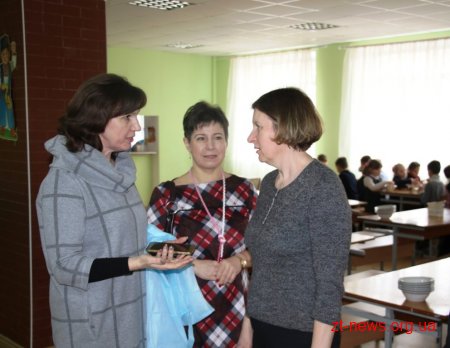 Фахівці департаменту освіти Житомира відвідали їдальню ліцею №25