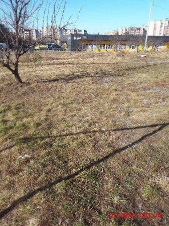 У Житомирі розпочали прибирання вулиць від сміття