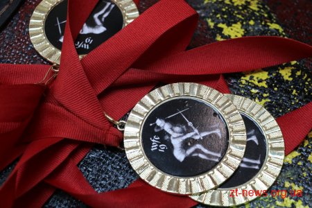 В прес-центрі міськради відбулася зустріч із спортсменом з середньовічного бою Василем Назаровим