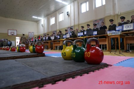 У Житомирі відбулися змагання з гирьового спорту